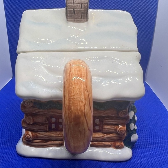 Northland Collection Log Cabin Tea Pot Christmas Cabin Tea Pot - Picture 4 of 12